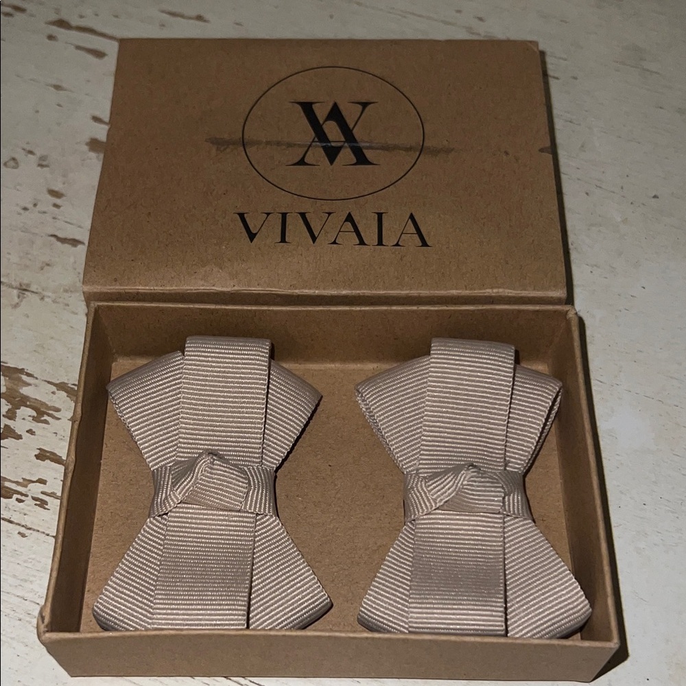 Vivaia bows for Mary Jane shoes